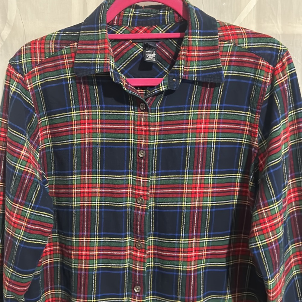 Lands End Navy, Green & Red Plaid, 100% Cotton, Button Down Shirt, Size Medium - Picture 2 of 5